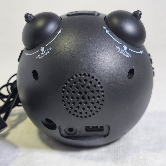 USCCE Loud Dual Vibrating Alarm Clock with Bed Shaker BV188 5V/1A - Picture 3 of 8